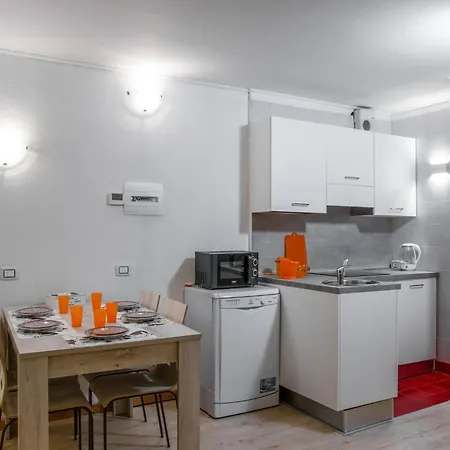 Cervinia Ski-in Ski-out Slopes *