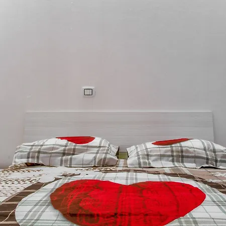 Cervinia Ski-in Ski-out Slopes Appartement *