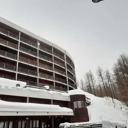 Cervinia Ski-in Ski-out Slopes Appartement Breuil-Cervinia