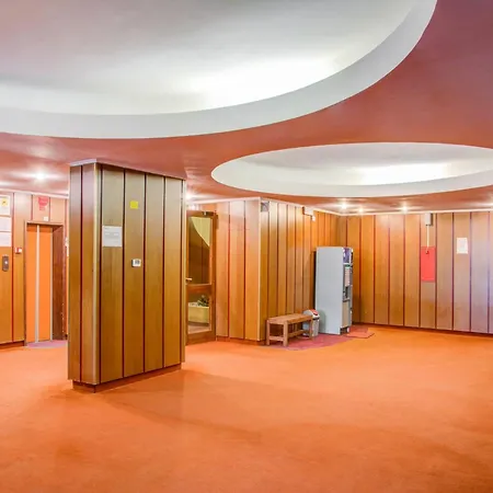 Cervinia Ski-in Ski-out Slopes * Breuil-Cervinia