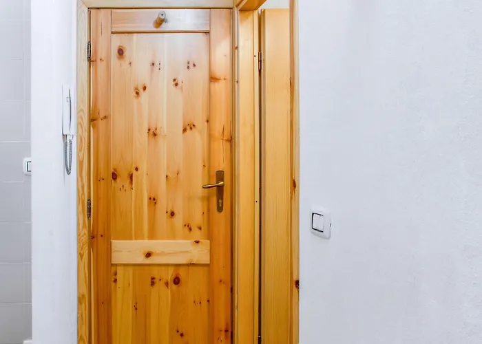 Cervinia Ski-in Ski-out Slopes Appartement *