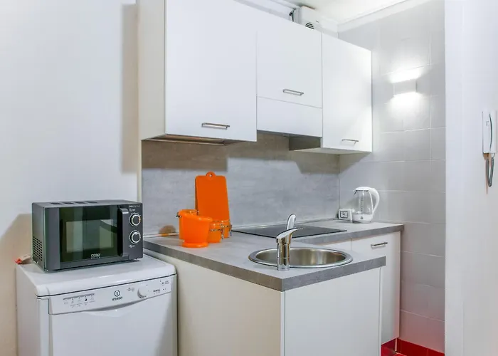 Cervinia Ski-in Ski-out Slopes Breuil-Cervinia